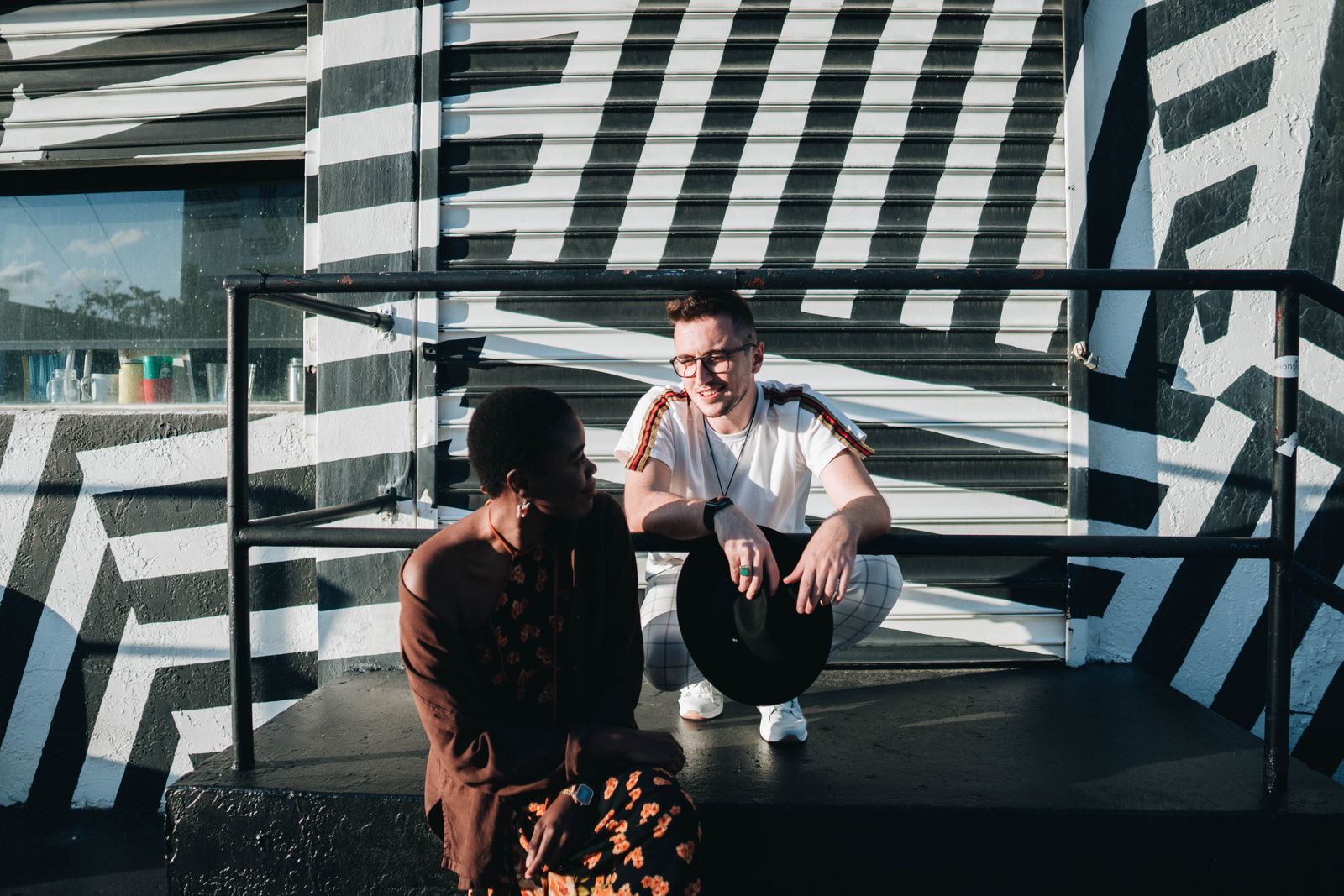 Outdoor street conversation approach — 10-second anxiety protocol